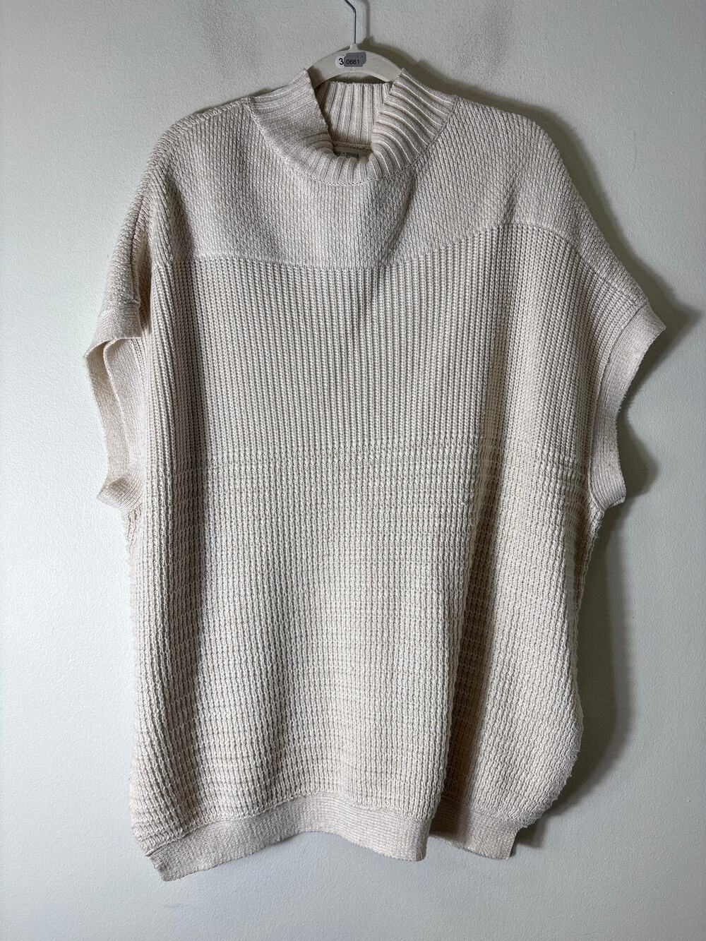 Bishop + Young Cream Knit Mock Neck Sweater Sz M/L